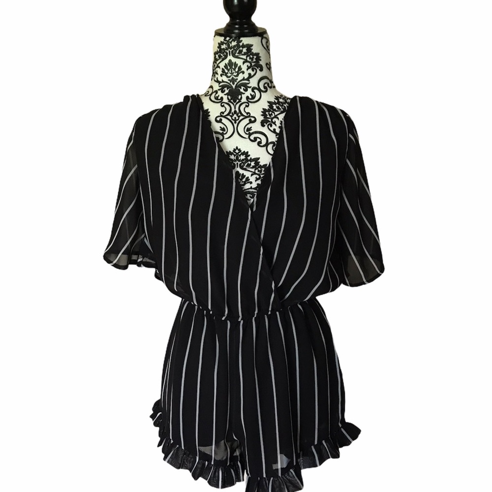 RUE21 ROMPER